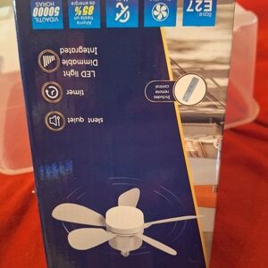 White LED Ceiling Fan with Remote